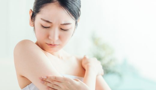 肌を気にする女性